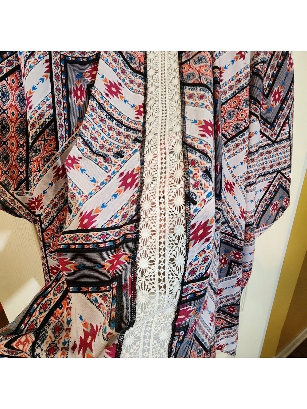 KIMONO - Picture 4 of 7